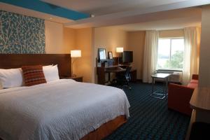 fairfield inn and suites by marriott montgomery airport south