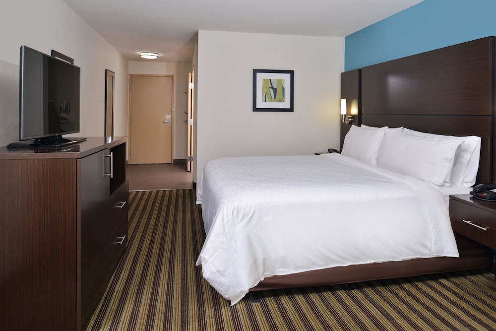 holiday inn express montgomery east i 85 by ihg