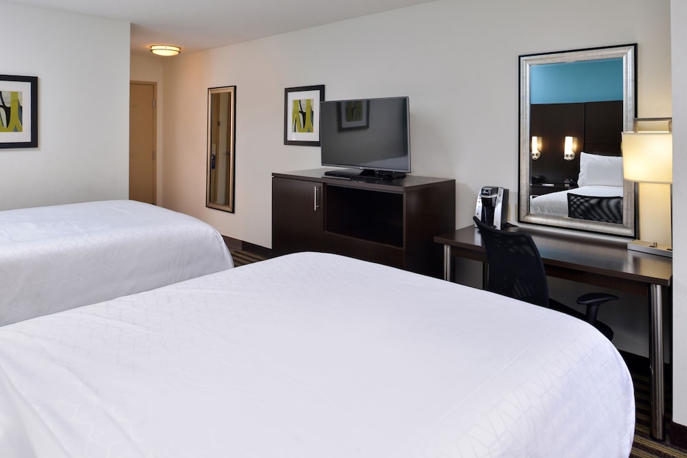 holiday inn express montgomery east i 85 by ihg