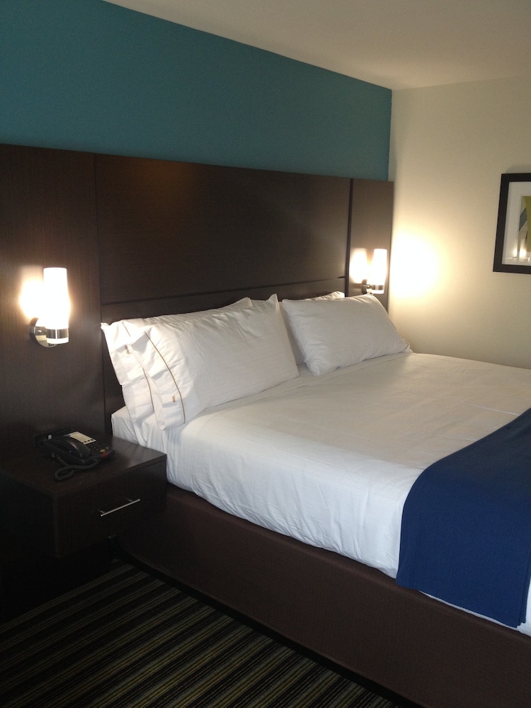 holiday inn express montgomery east i 85 by ihg