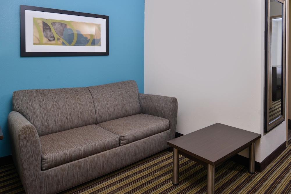 holiday inn express montgomery east i 85 by ihg