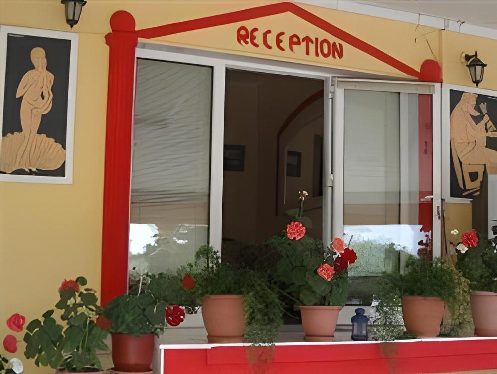 hotel dias apartments