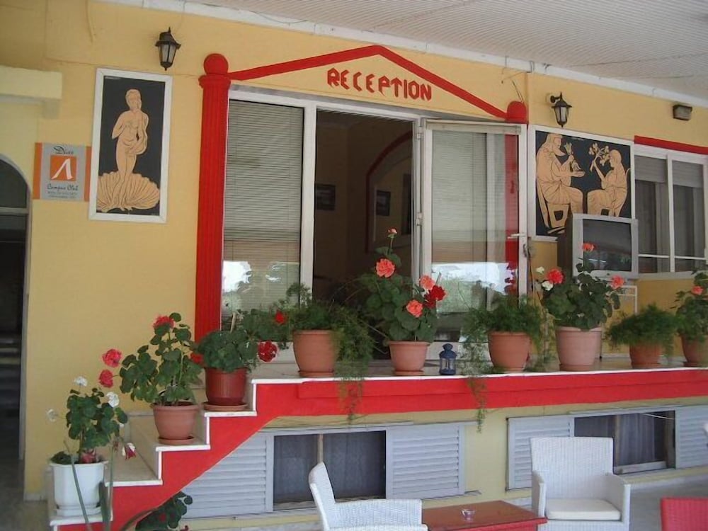 hotel dias apartments