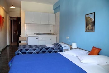 hotel dias apartments