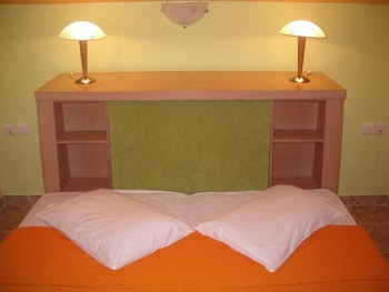 hotel dias apartments