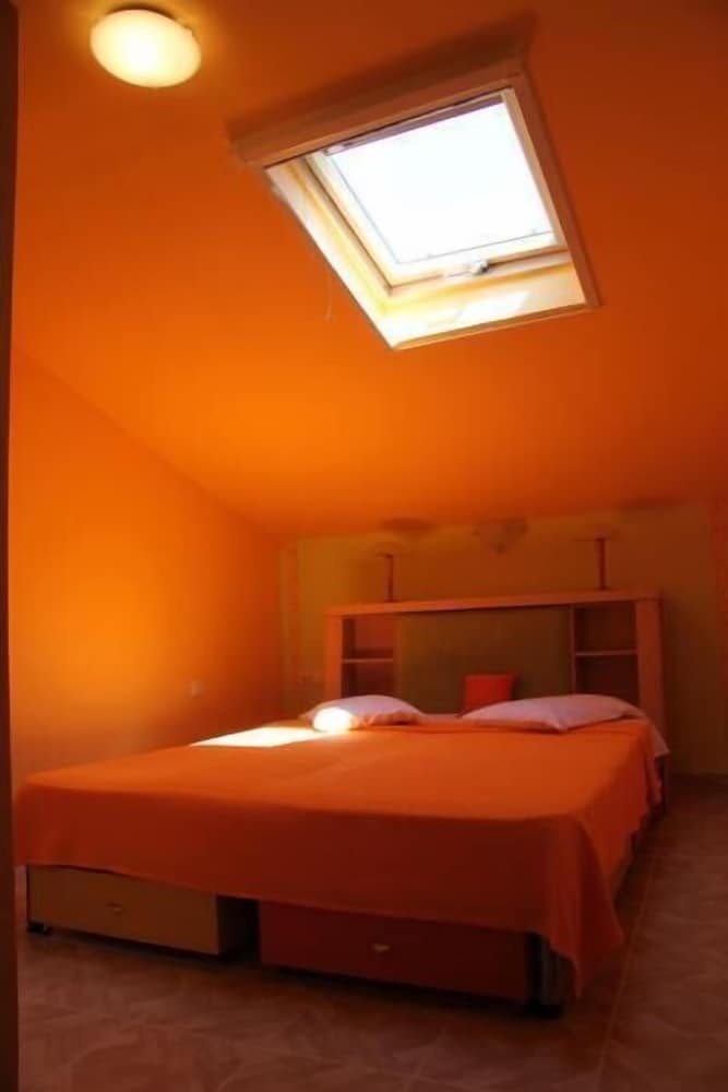 hotel dias apartments