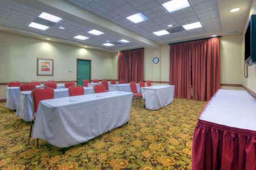 country inn and suites by radisson fredericksburg va