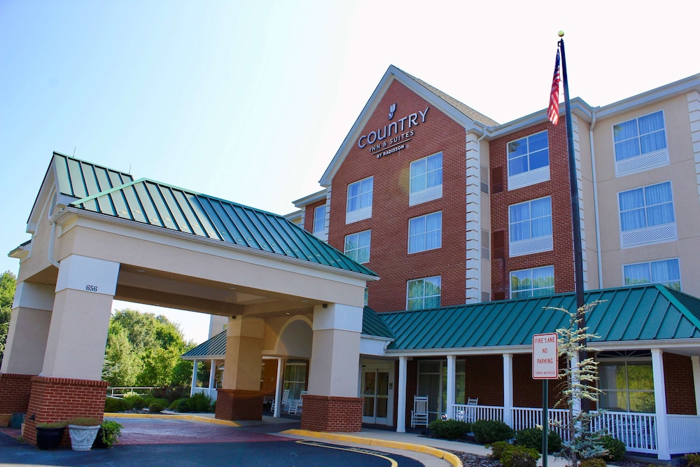 Country Inn & Suites By Radisson, Fredericksburg, Va,Falmouth>>Bowling Green,3 star