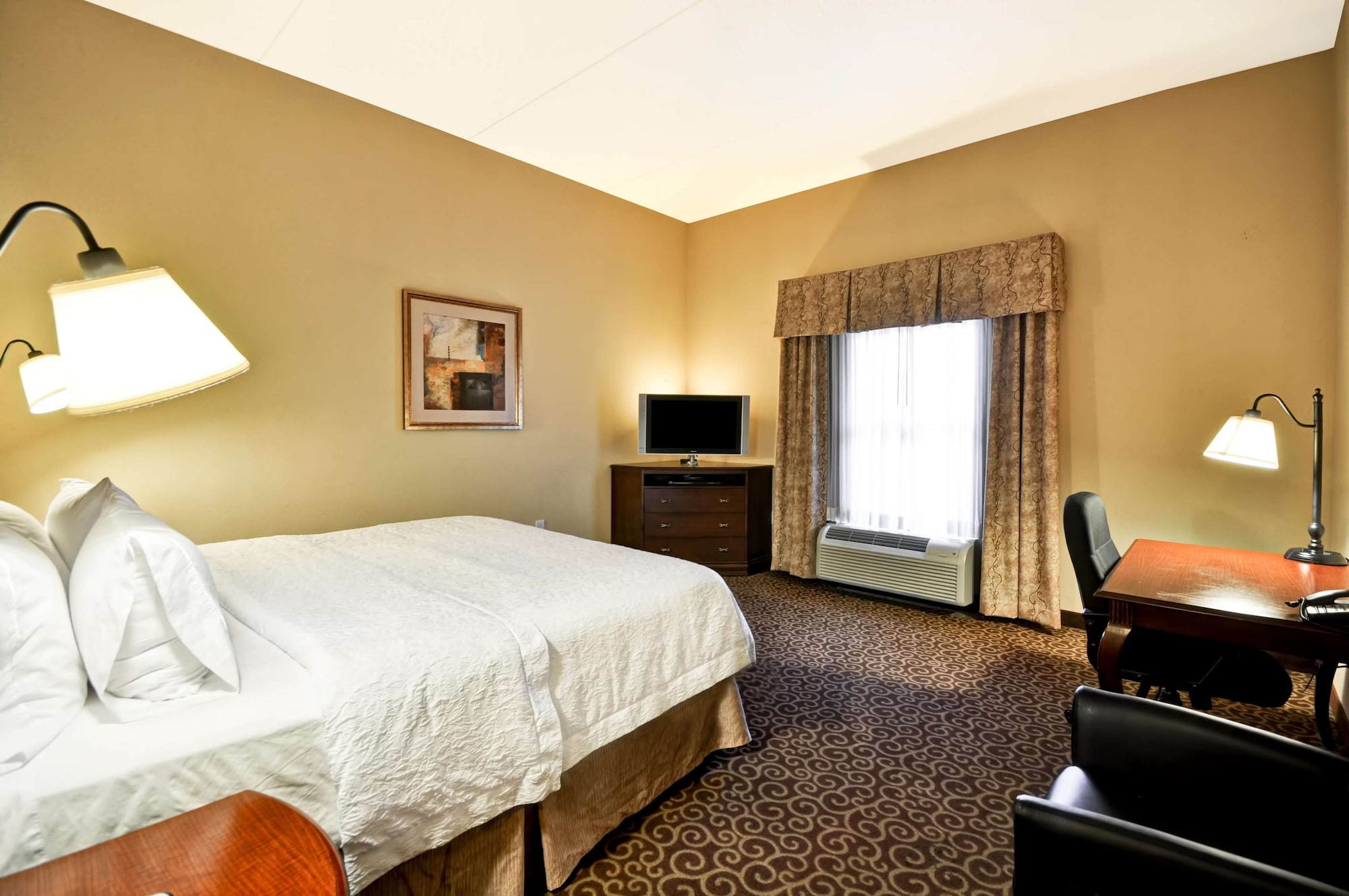 hampton inn and suites fredericksburg at celebrate virginia