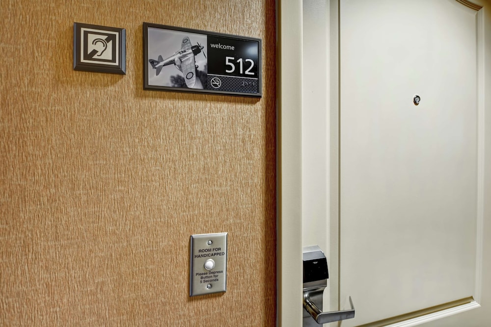 hampton inn and suites fredericksburg at celebrate virginia