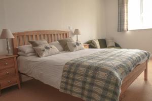 the hawk and buckle inn