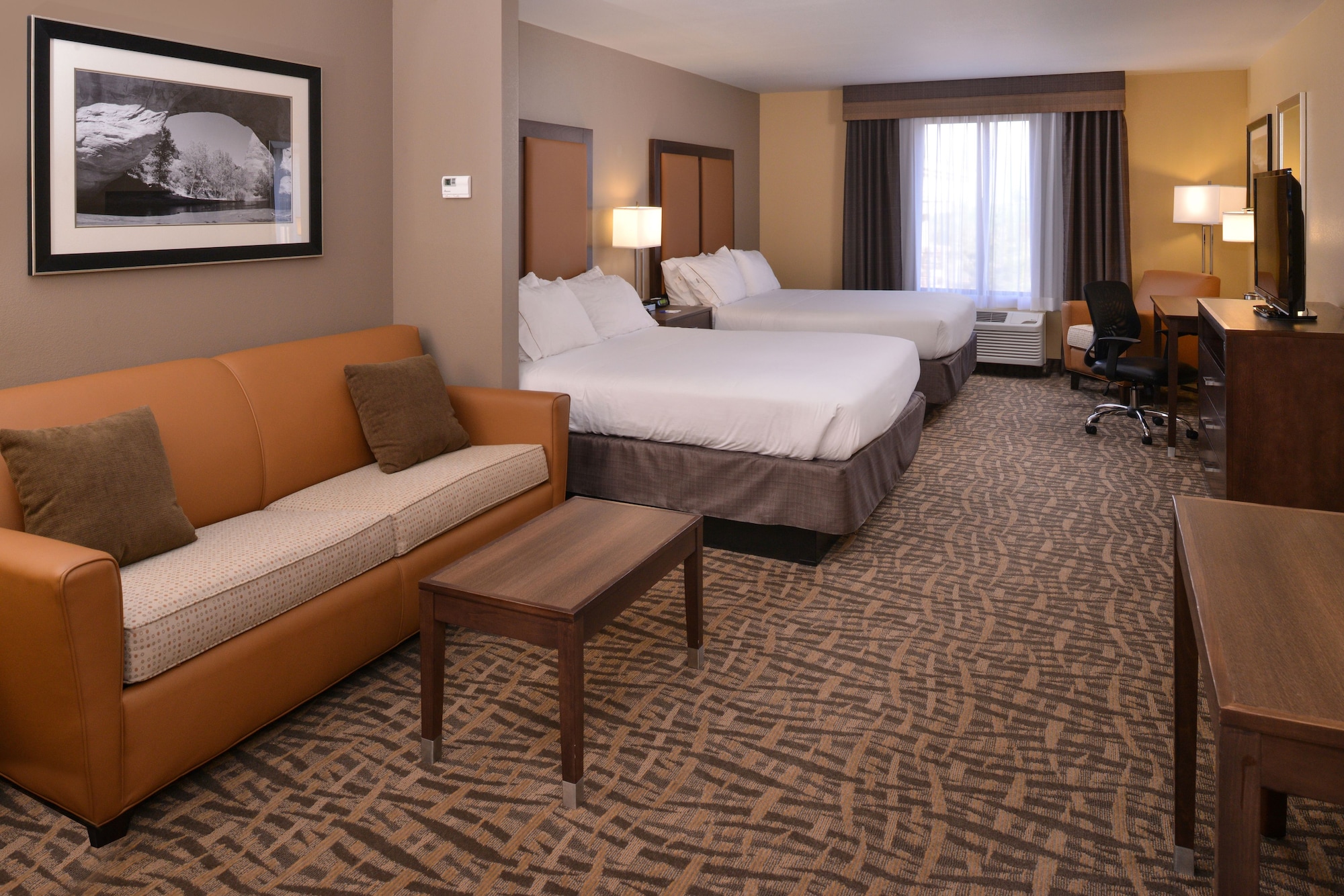 holiday inn express and suites page lake powell area