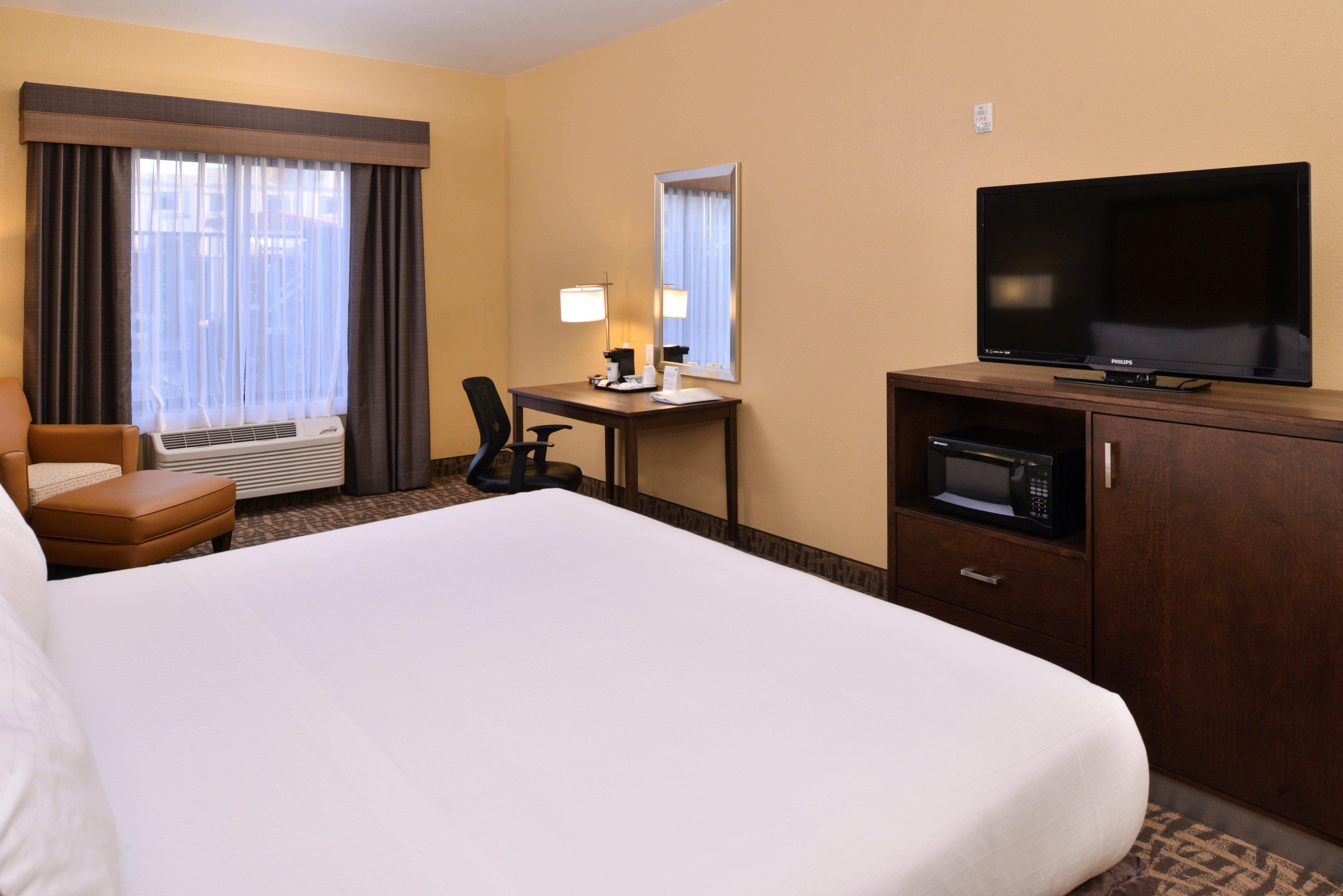 holiday inn express and suites page lake powell area