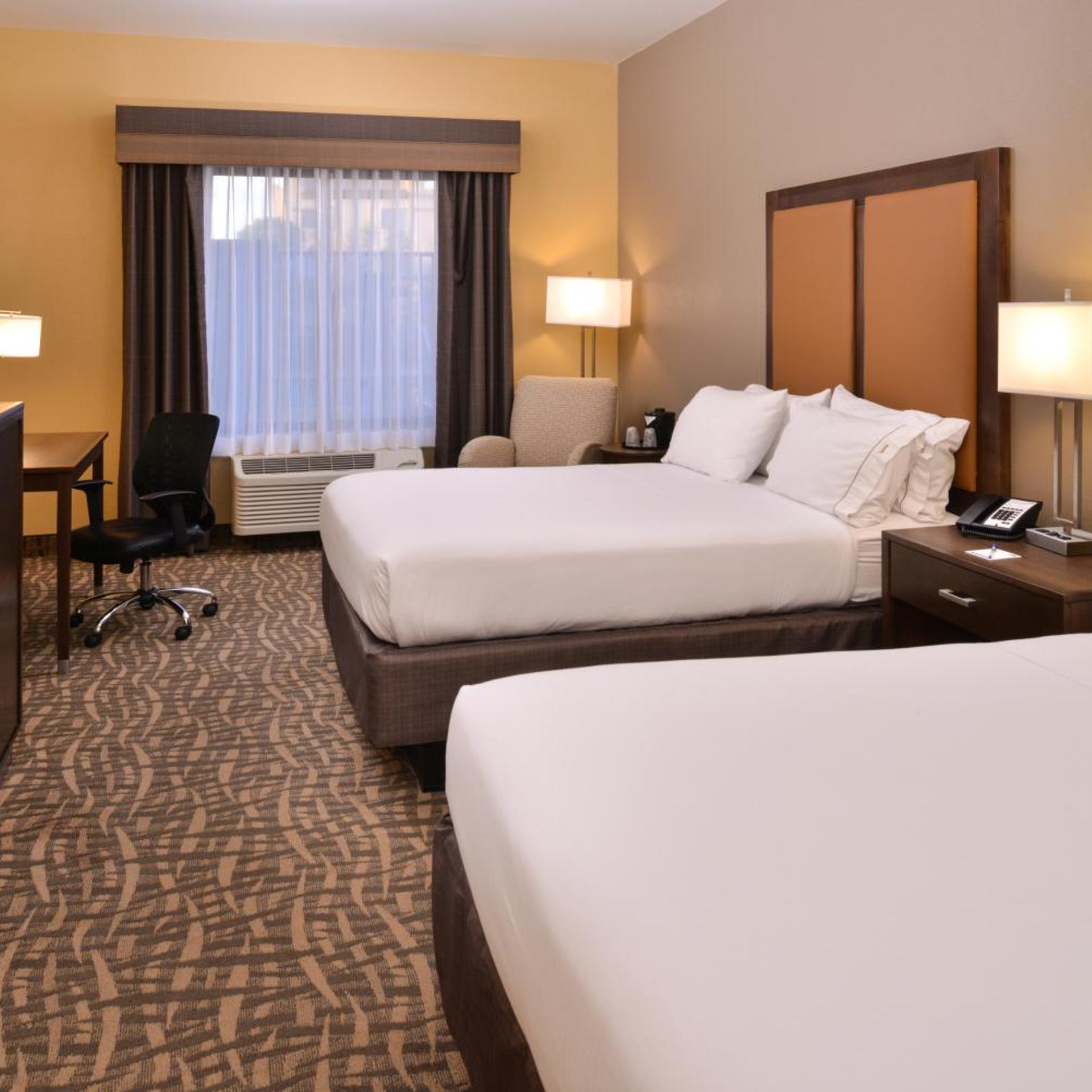 holiday inn express and suites page lake powell area