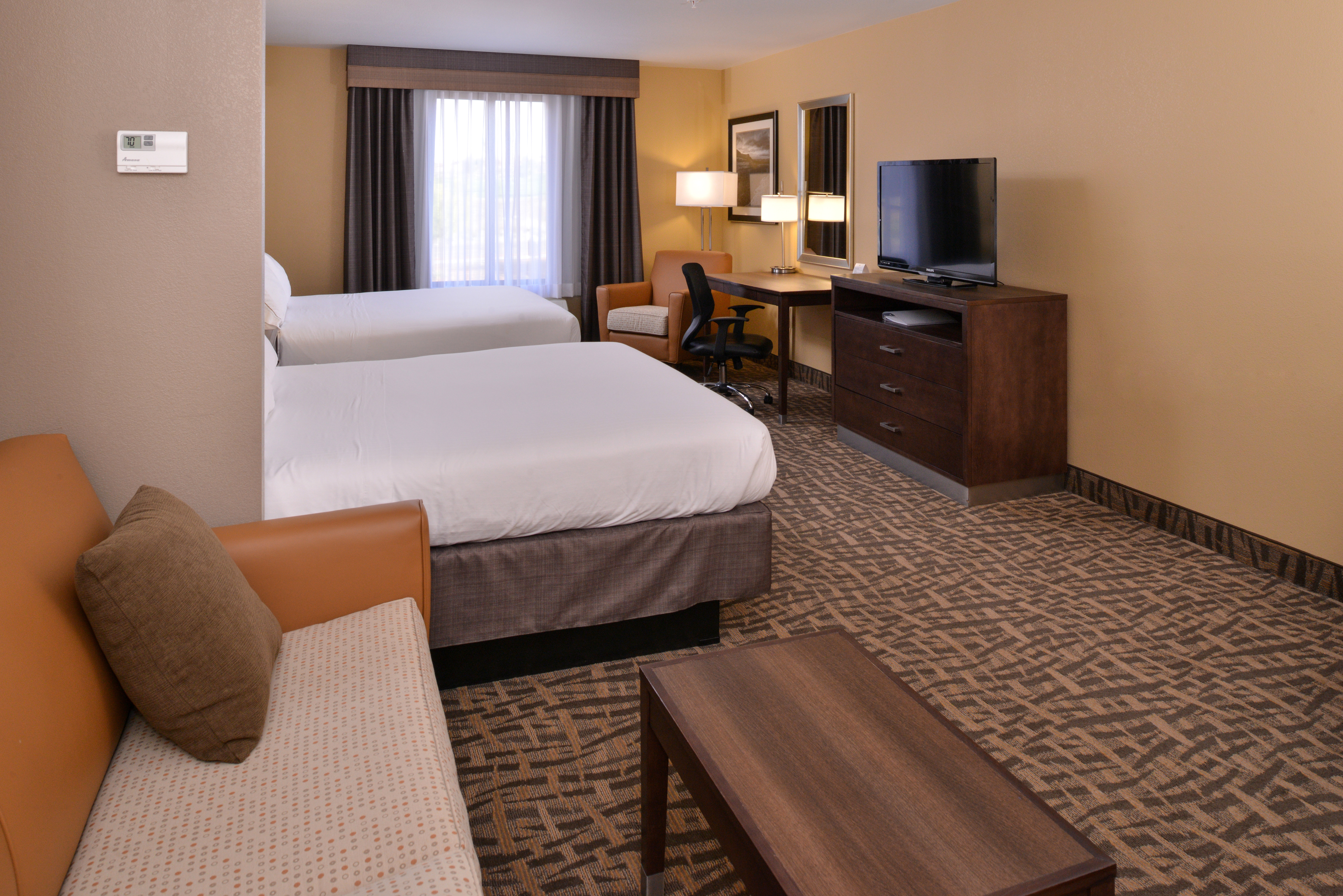holiday inn express and suites page lake powell area