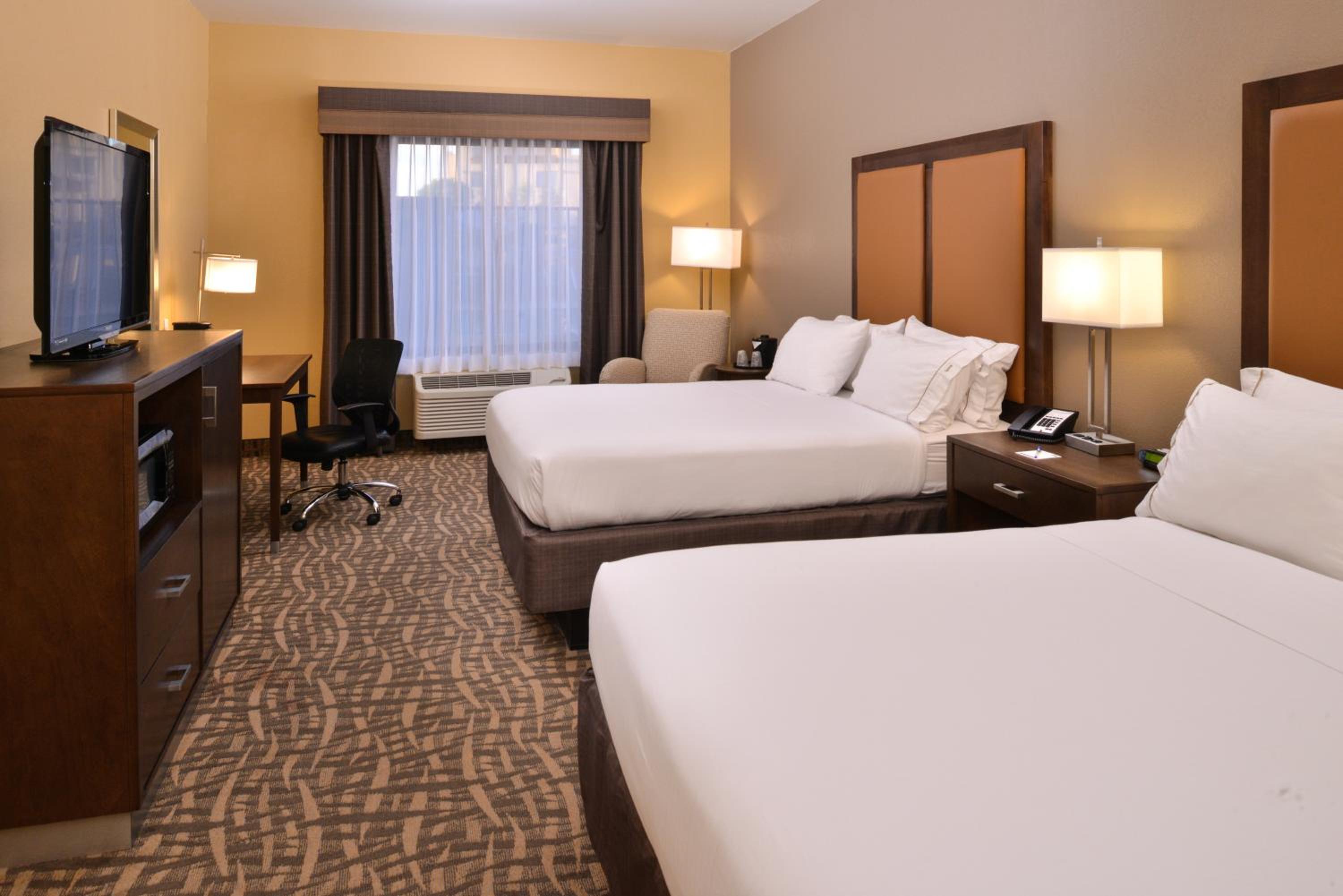 holiday inn express and suites page lake powell area