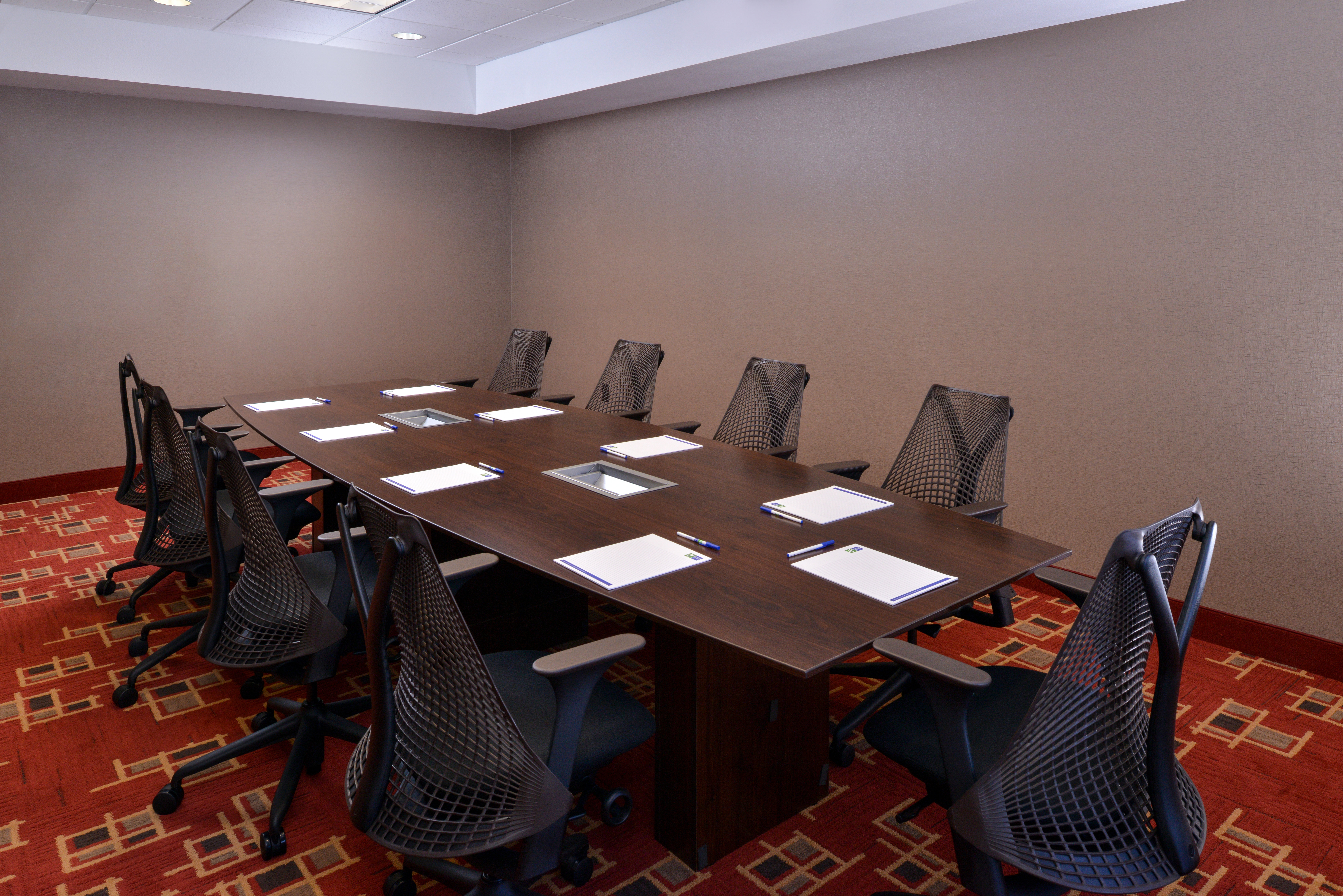holiday inn express and suites page lake powell area