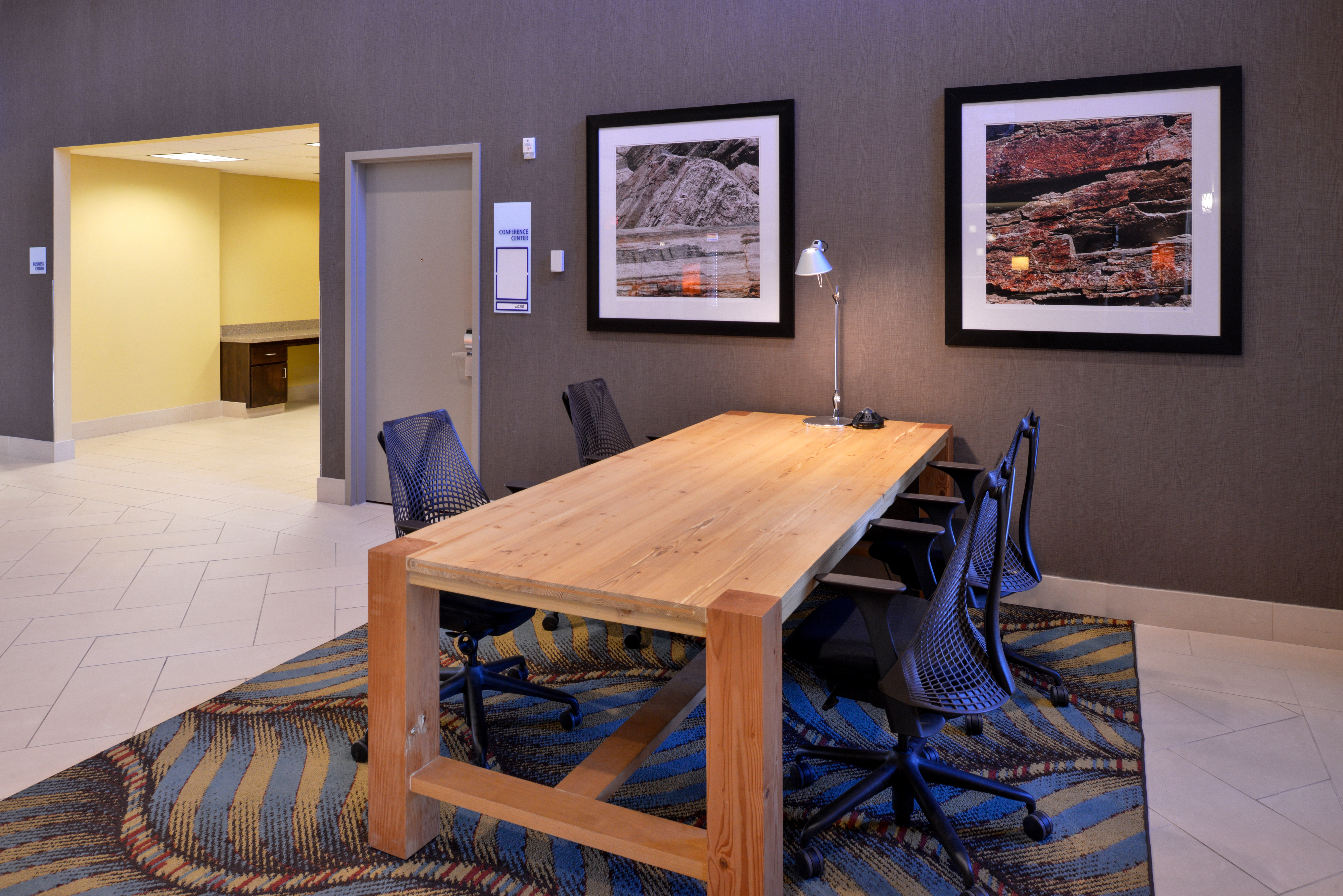 holiday inn express and suites page lake powell area