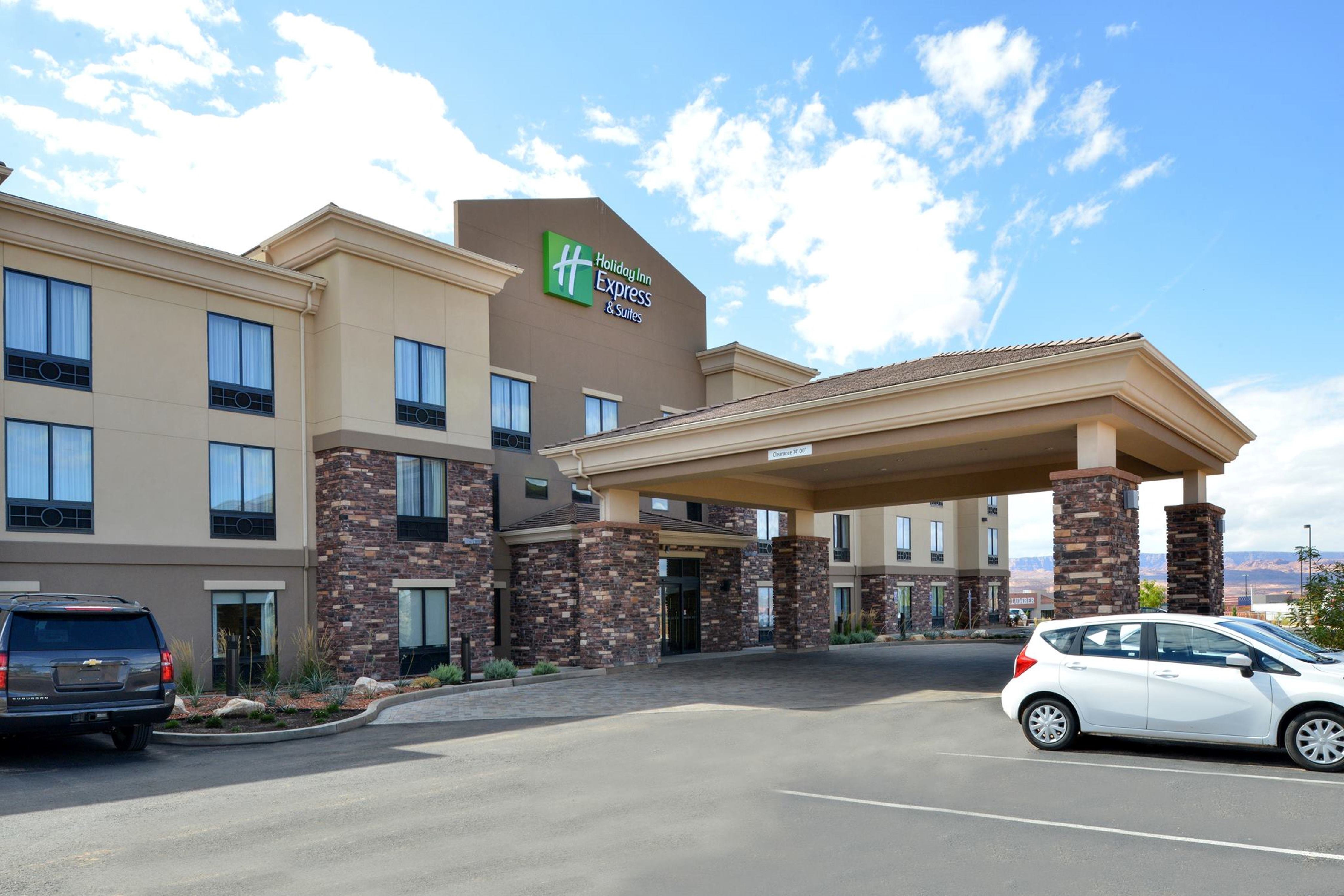 holiday inn express and suites page lake powell area