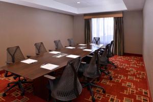 holiday inn express and suites page lake powell area