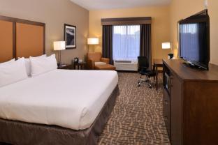 holiday inn express and suites page lake powell area