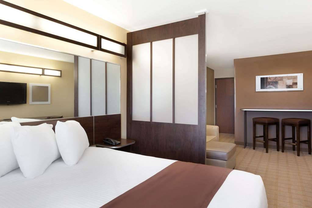studio 6 suites breaux bridge la
