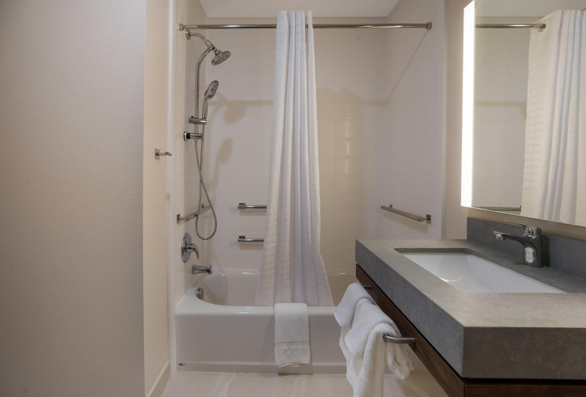 candlewood suites lafayette river ranch by ihg