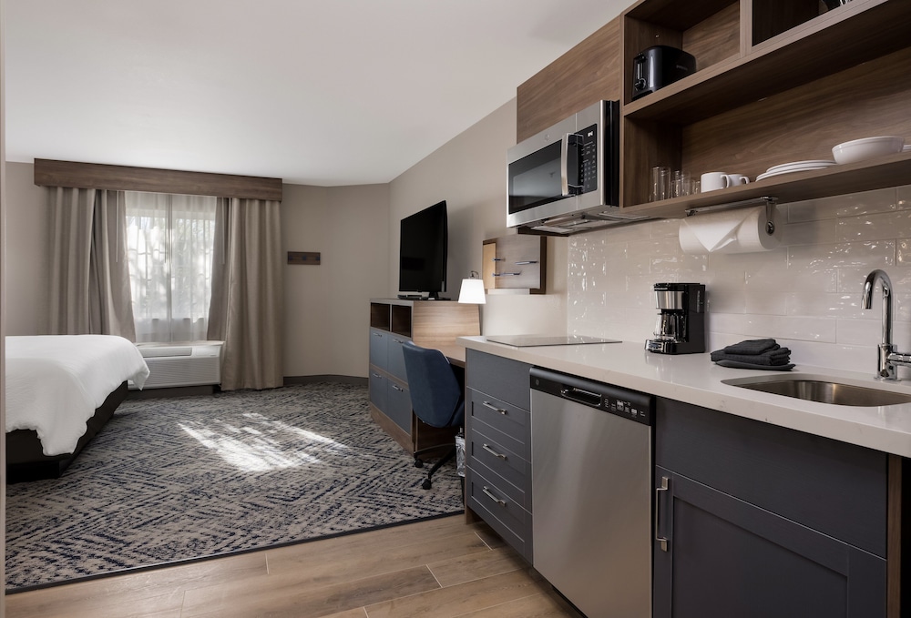 candlewood suites lafayette river ranch by ihg