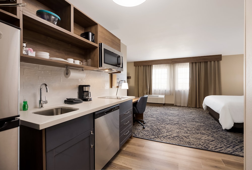 candlewood suites lafayette river ranch by ihg