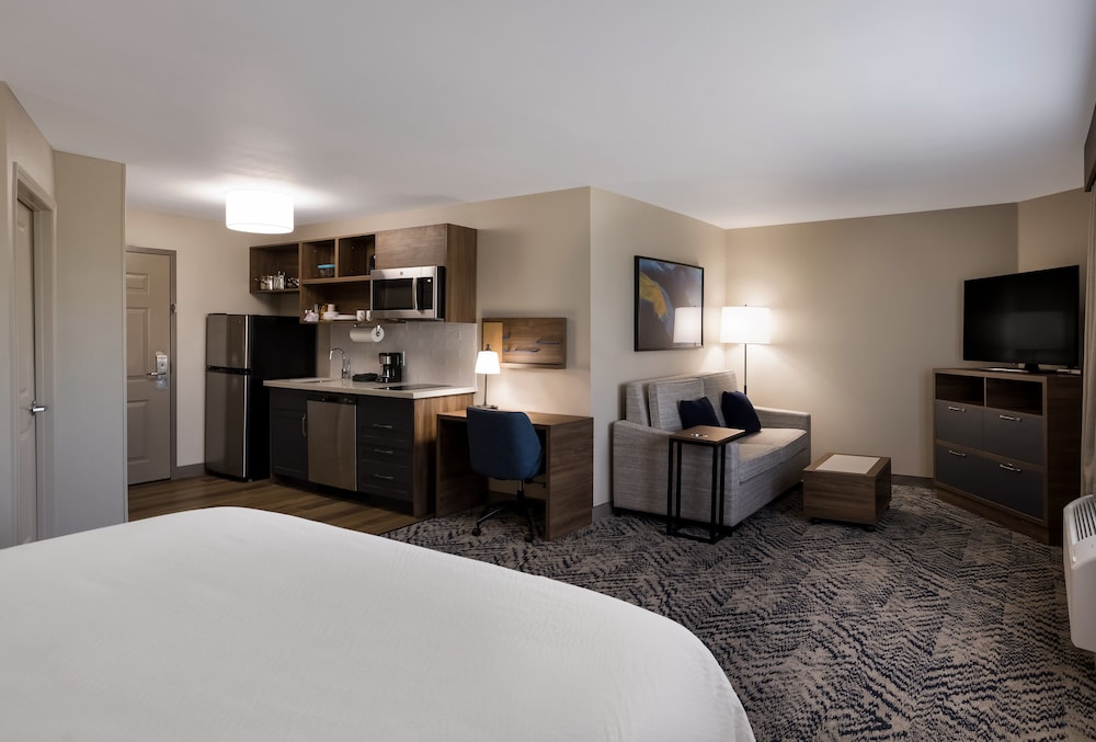 candlewood suites lafayette river ranch by ihg