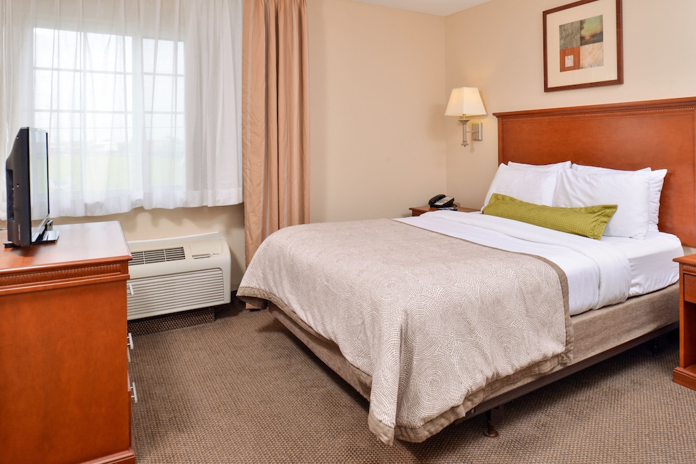 candlewood suites lafayette river ranch by ihg