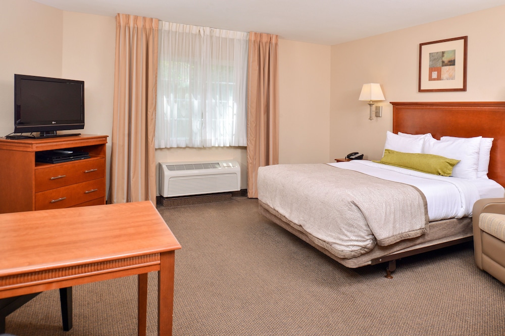 candlewood suites lafayette river ranch by ihg