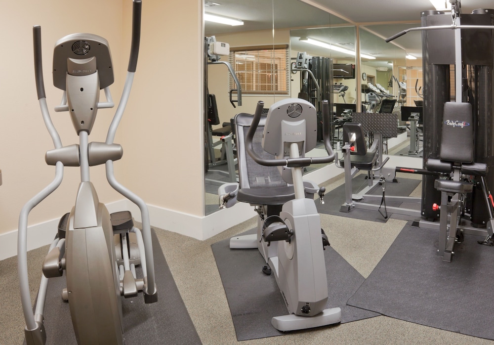 candlewood suites lafayette river ranch by ihg