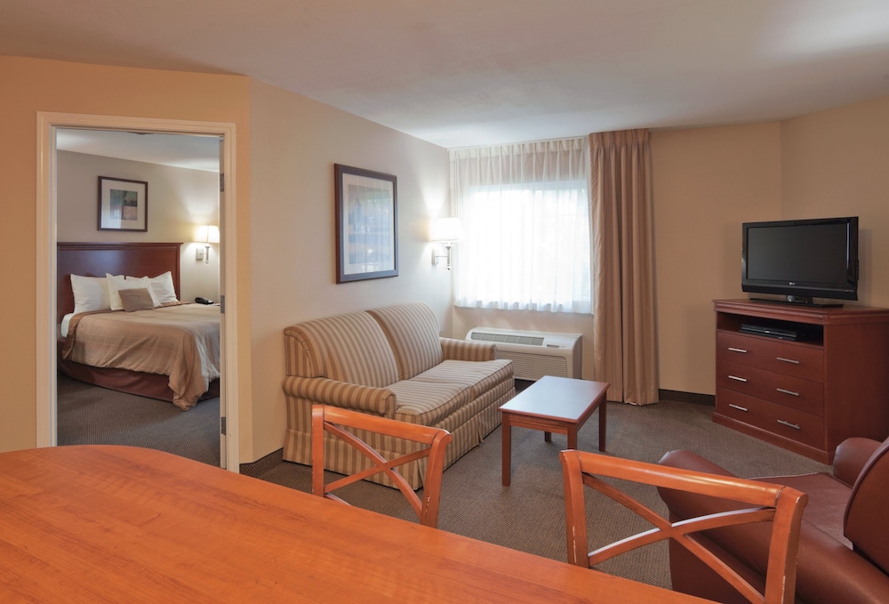 candlewood suites lafayette river ranch by ihg