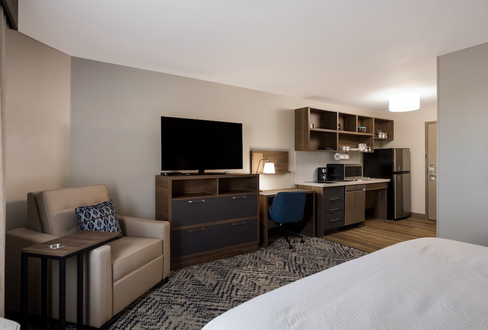 candlewood suites lafayette river ranch by ihg