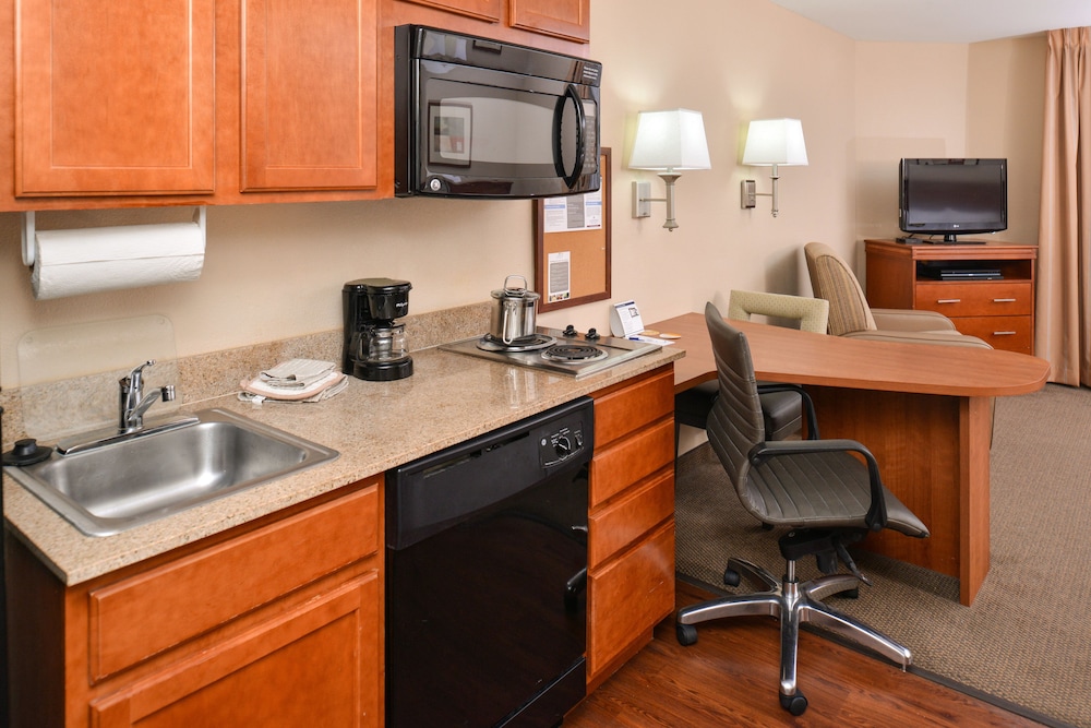 candlewood suites lafayette river ranch by ihg