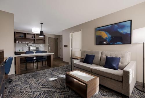 candlewood suites lafayette river ranch by ihg