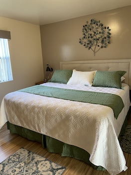 affordable corporate suites of overland drive