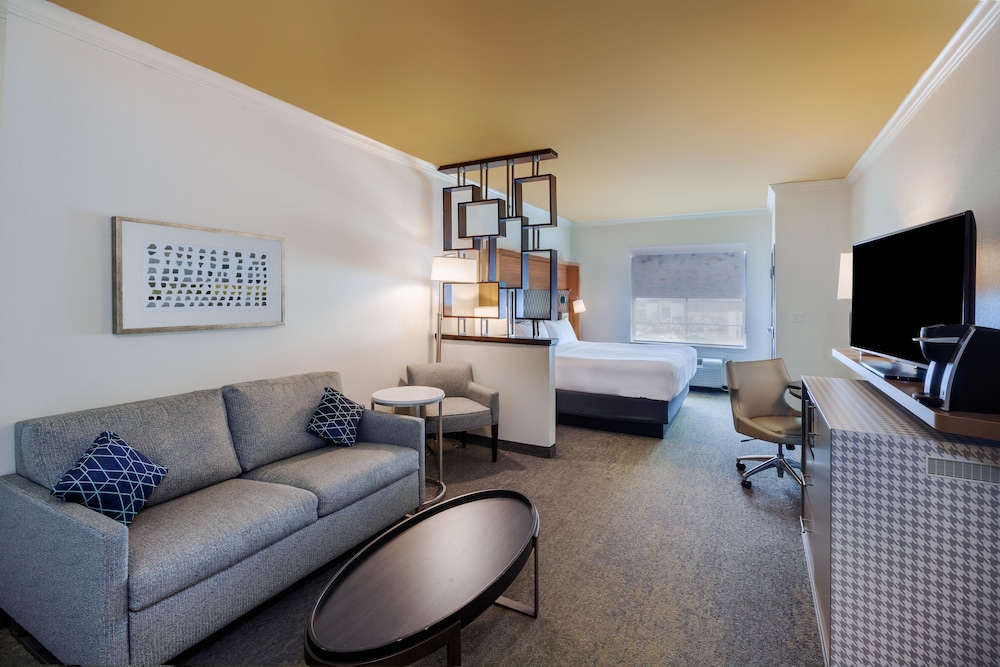 holiday inn and suites mckinney n allen by ihg