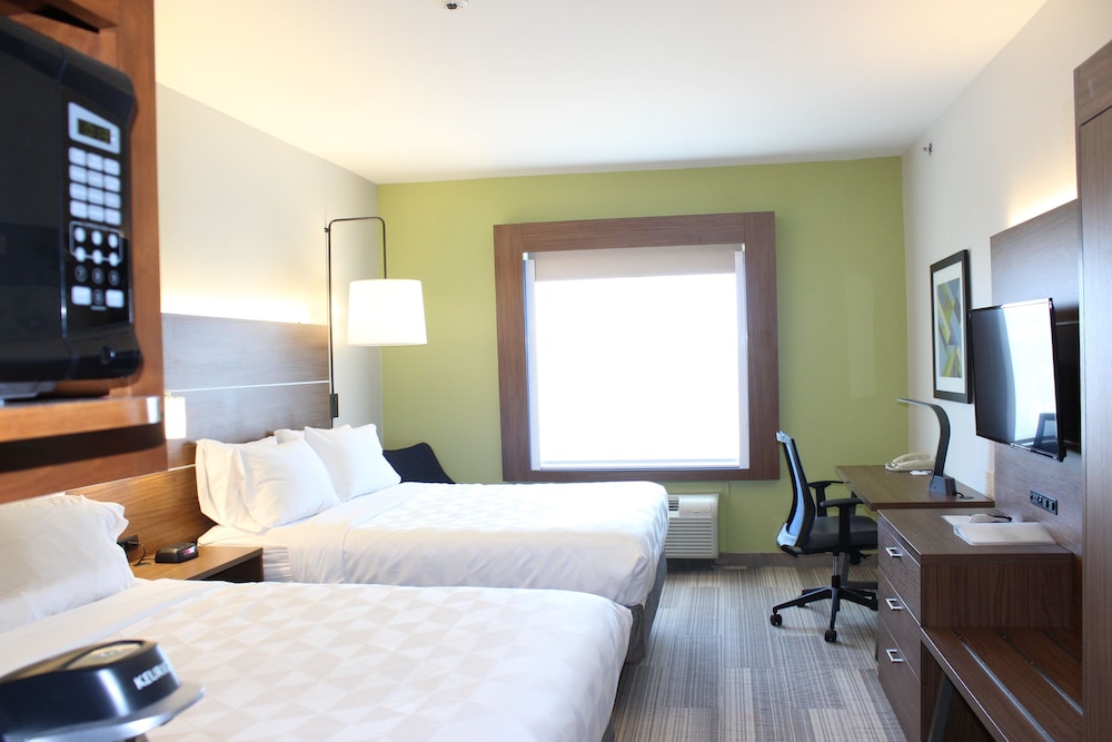 holiday inn express and suites mansfield by ihg