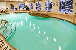 holiday inn express and suites mansfield by ihg