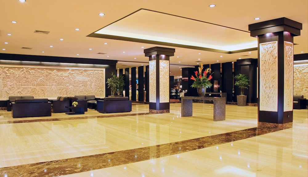 aston denpasar hotel and convention center