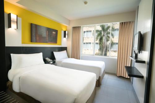 aston denpasar hotel and convention center