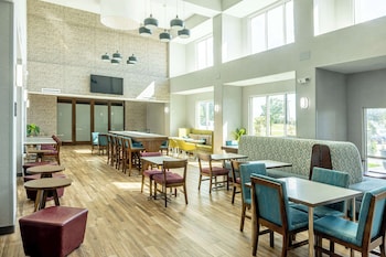 Hampton Inn & Suites Cleburne,Dallas>>Cleburne,3 star
