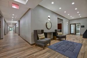 Hampton Inn & Suites Dallas-Desoto,Dallas>>Corpus Christi,3 star