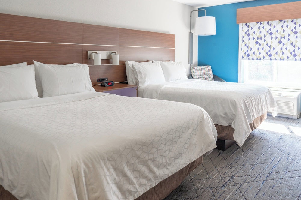 holiday inn express hotel and suites lake zurich bar