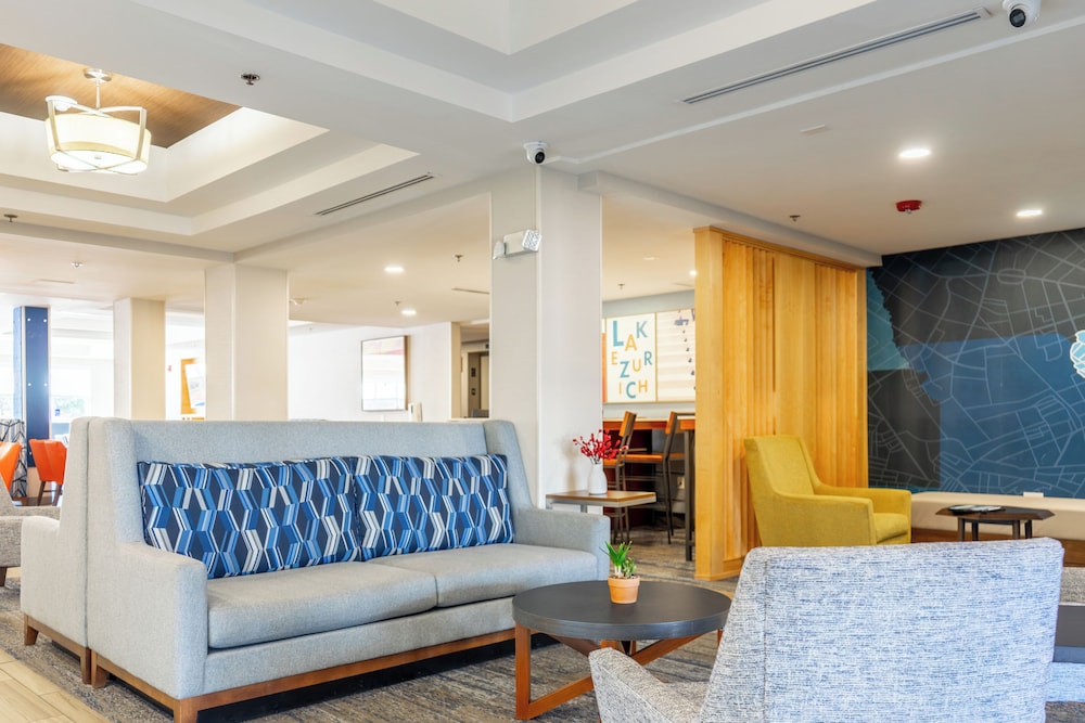 holiday inn express hotel and suites lake zurich bar