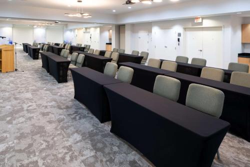 hilton garden inn denton