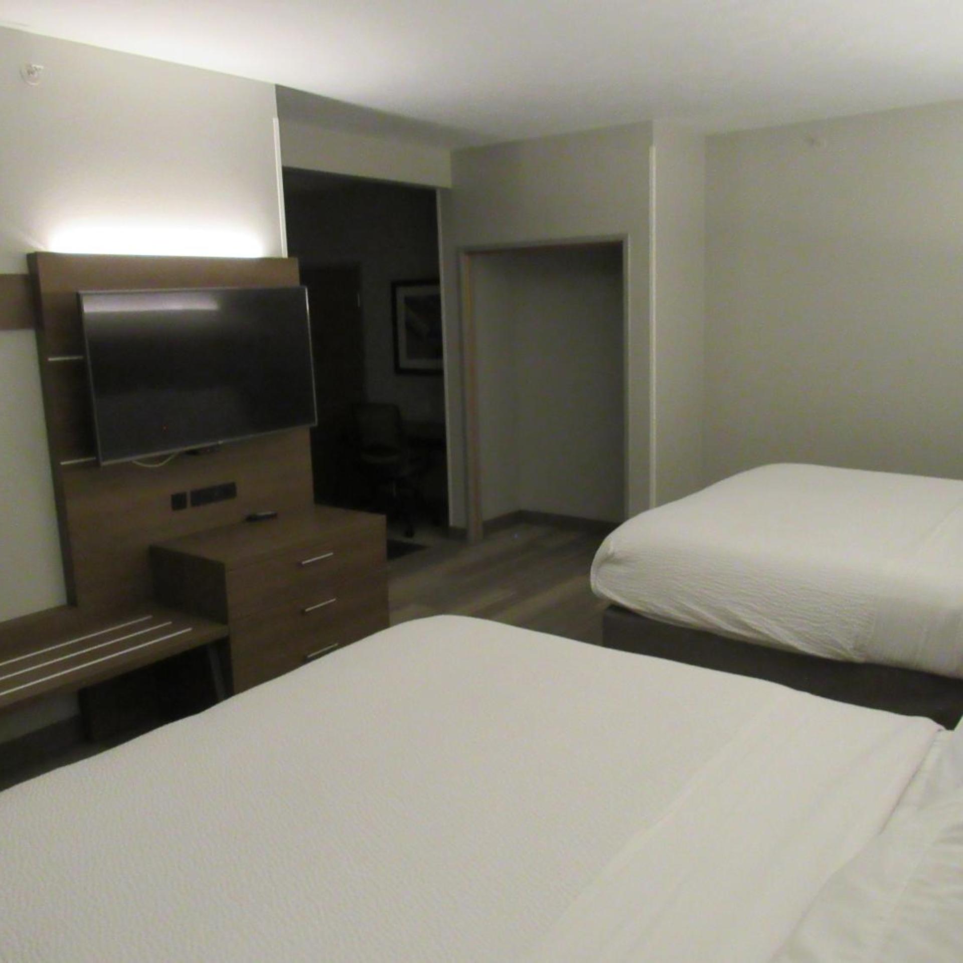 holiday inn express and suites south lincoln by ihg