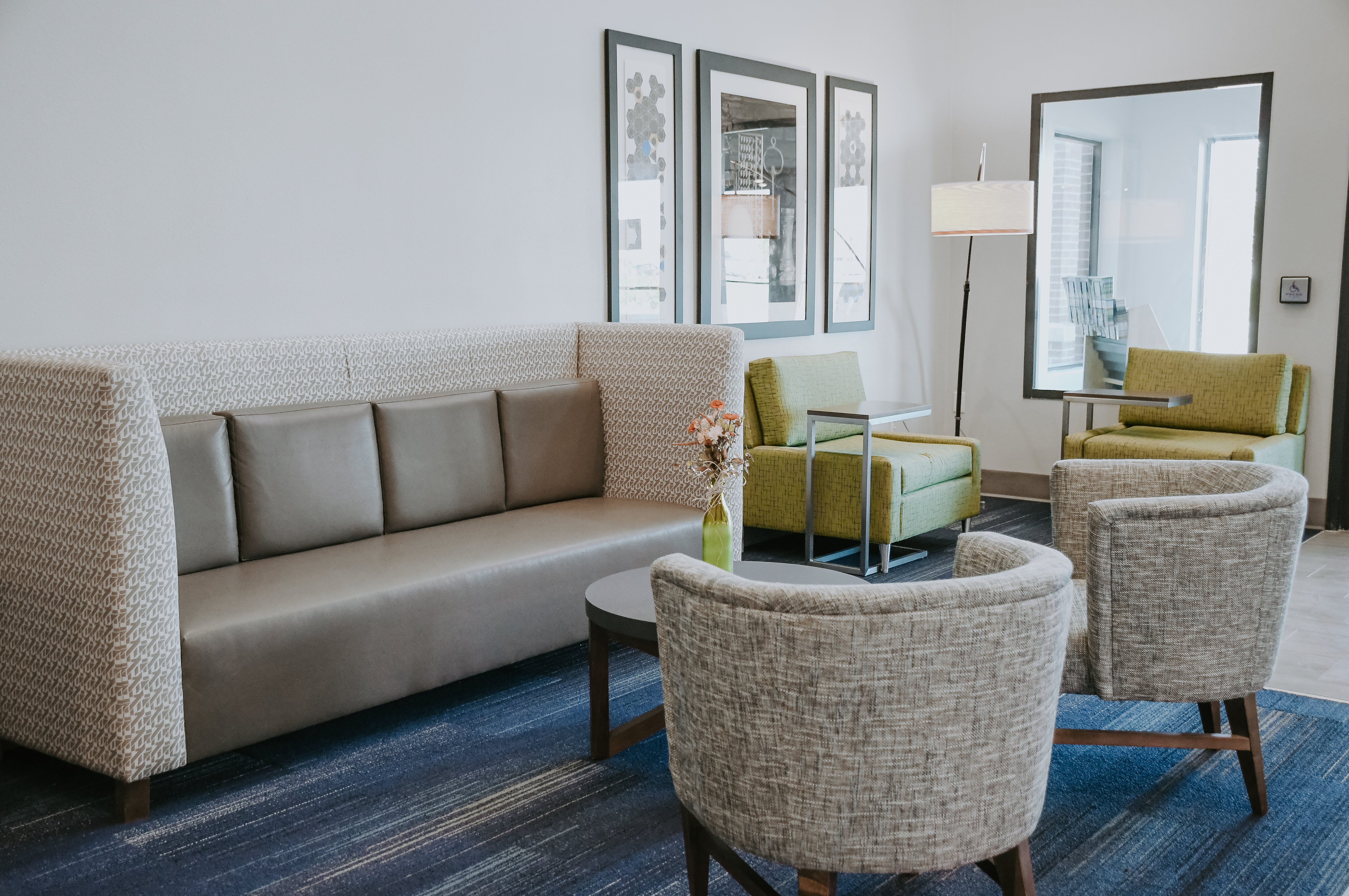 holiday inn express and suites south lincoln by ihg